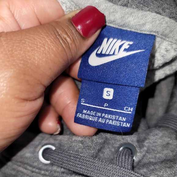Nike Short Sleeve hoodie Sweatshirt with Pocket Gray Grey Size Small - Picture 2 of 6